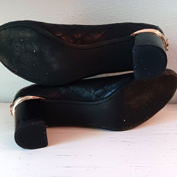 EUC 💥 BEAUTIFUL TORY BURCH BLACK LEATHER / PATENT LEATHER BLOCK HEELS ~ SIZE 9 - Picture 5 of 8